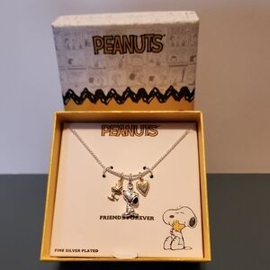 PEANUTS necklace